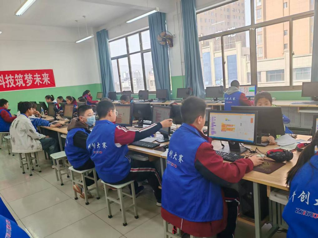 Party Building Leads to Collective Strength, Scientific Innovation Empowers Development