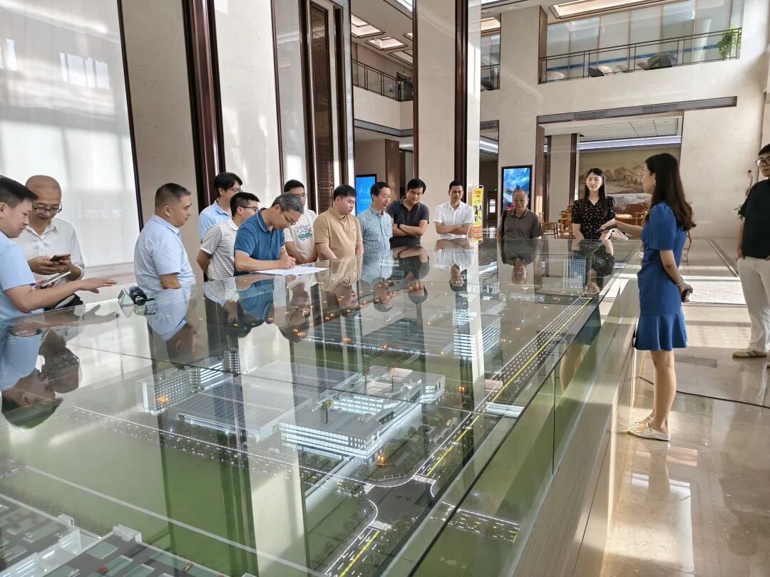 Successful Technical Review Meeting for Outdoor LCD Displays and Mini LED Indoor Commercial Displays Standards