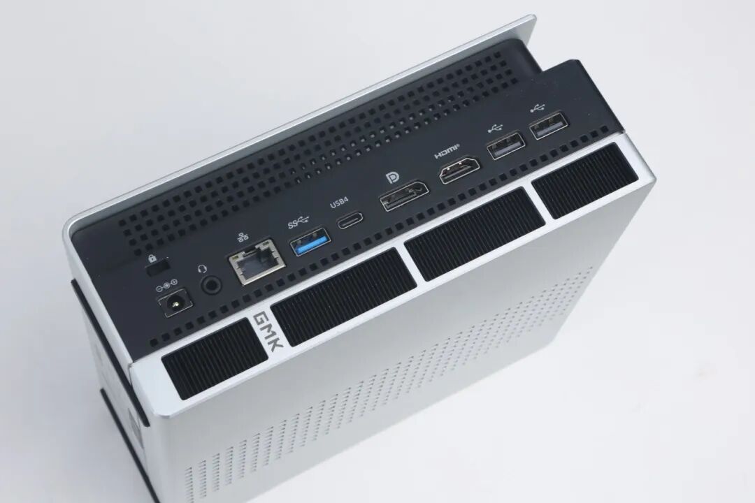 JimoKe EVO-X2 Mini PC Review: Ryzen AI Max+ 395 High-End Compact Desktop AI Supercomputer