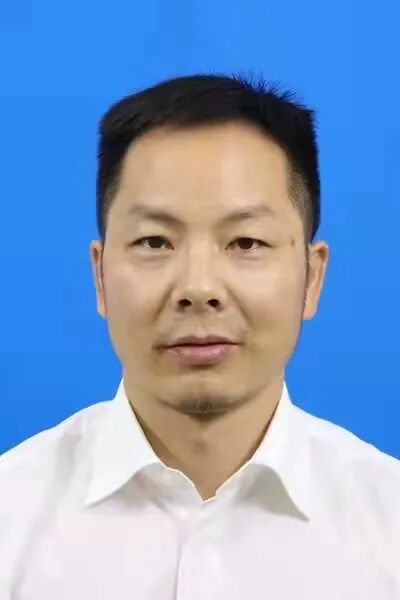 Repeated Issues with the Mercedes-Benz C260 Fault Alarm System: 4S Store Responds with Software Problems