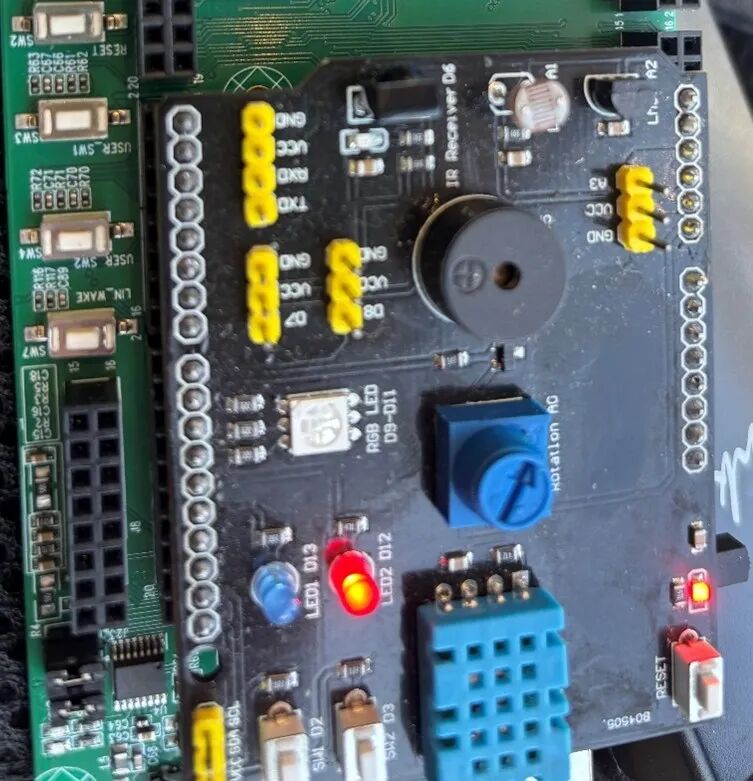 NXP S32K312 Development Board Review | Based on S32K312 - Implementing a Small Desk Lamp Function Using ADC to Control PWM Duty Cycle