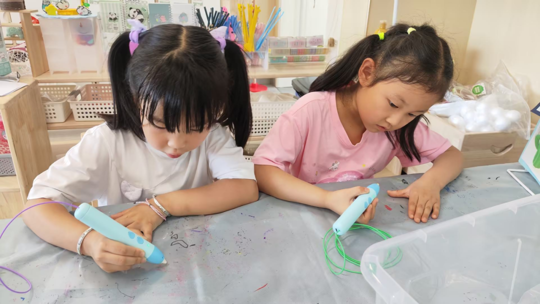 The Colorful Course: The Adventure of Stationery