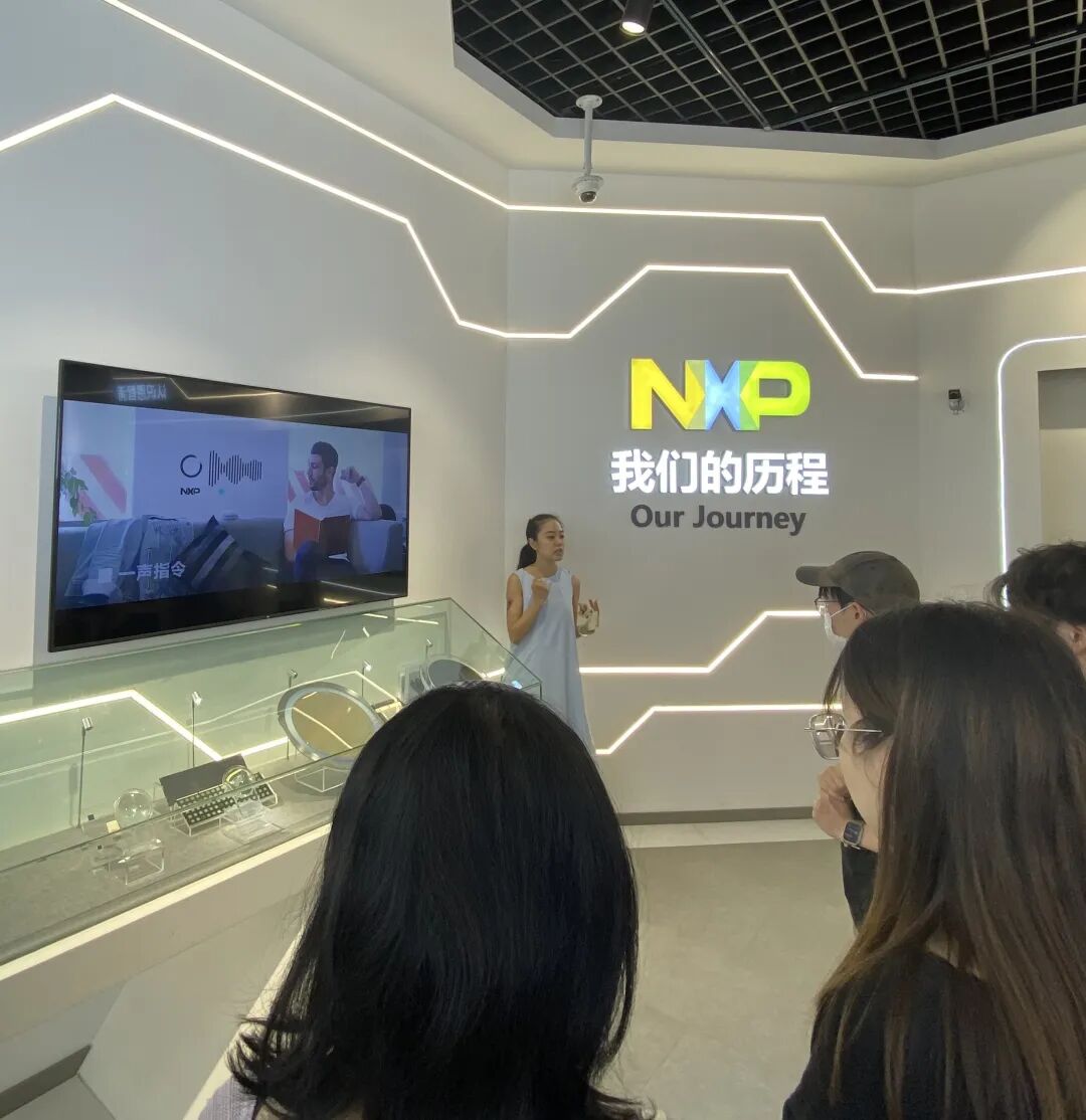 Integration of Industry and Education: Direct Classroom Access to NXP Innovation in Digital Video Processing and Applications