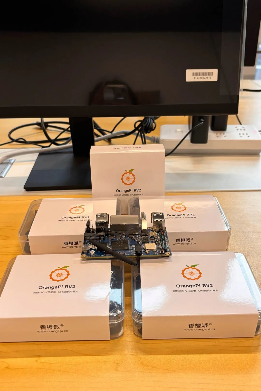 RISC-V Lab Ecosystem Upgrade: Five Orange Pi Donations from the Jiachen Project and Debian Community System Porting