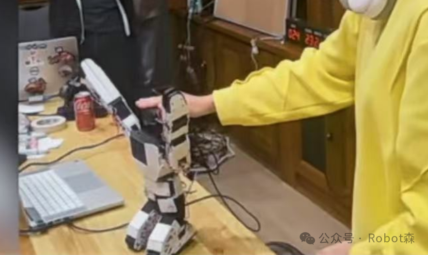 Transformers AI Robots