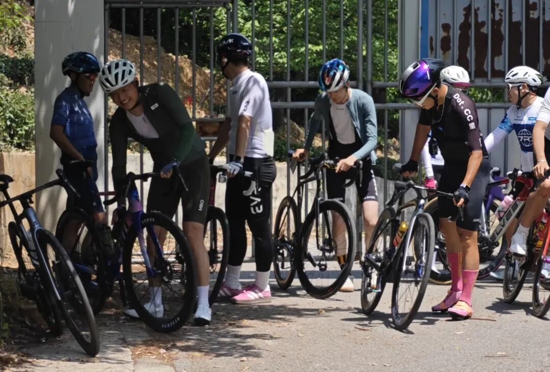 May Day Cycling Adventure: Departing from Fishing Port Village to Explore the Xijing Bay Triangle and Tongjing Mountain