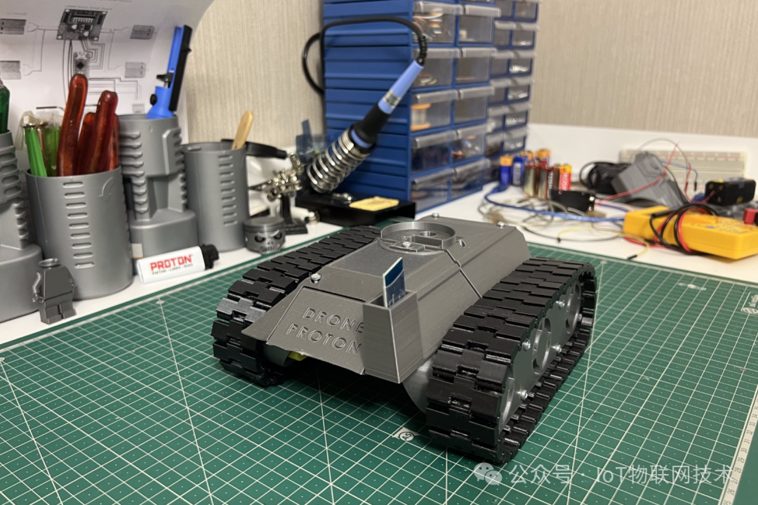 99 Yuan, Open Source Arduino + Bamboo 3D Printing, DIY Bluetooth Remote Control Tank for Young Makers