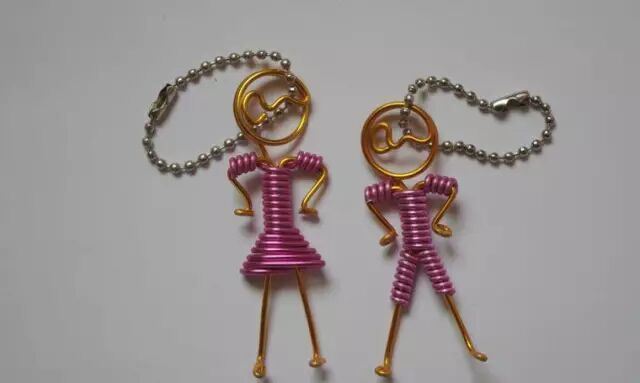 Creative Robot Crafting for Kindergarten: Little Scientists Start with Robots