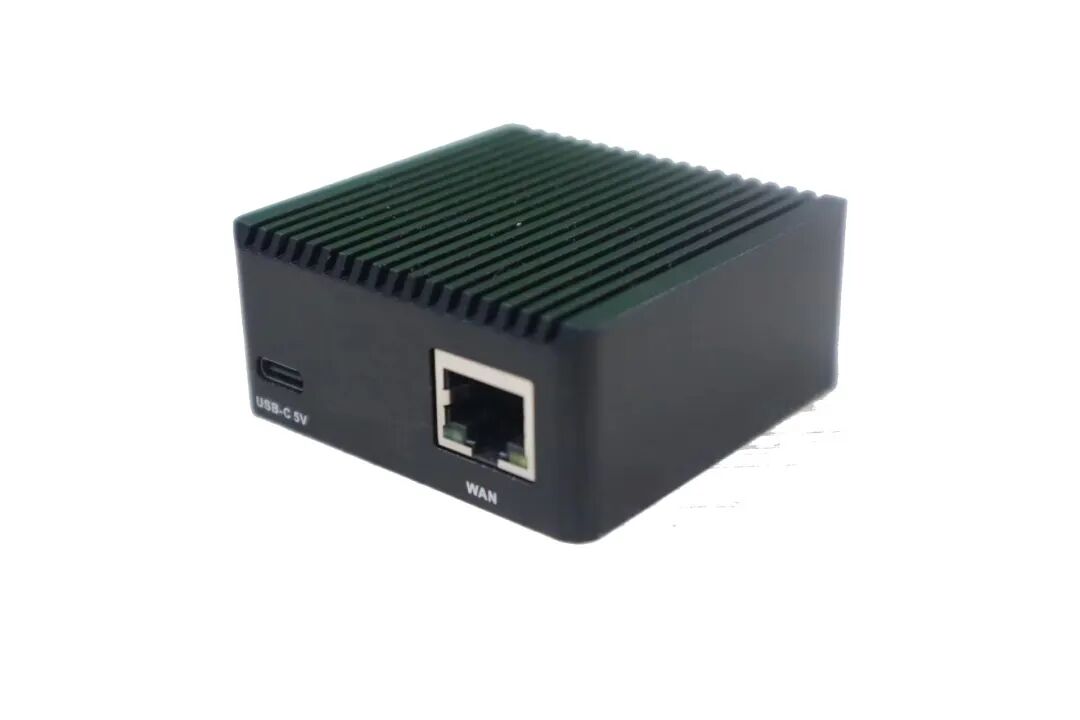 Dynamic Portfolio | Product Construction and Features of Industrial Wireless Solutions (MWB524F Bridge + FBG1000 Boundary Gateway)