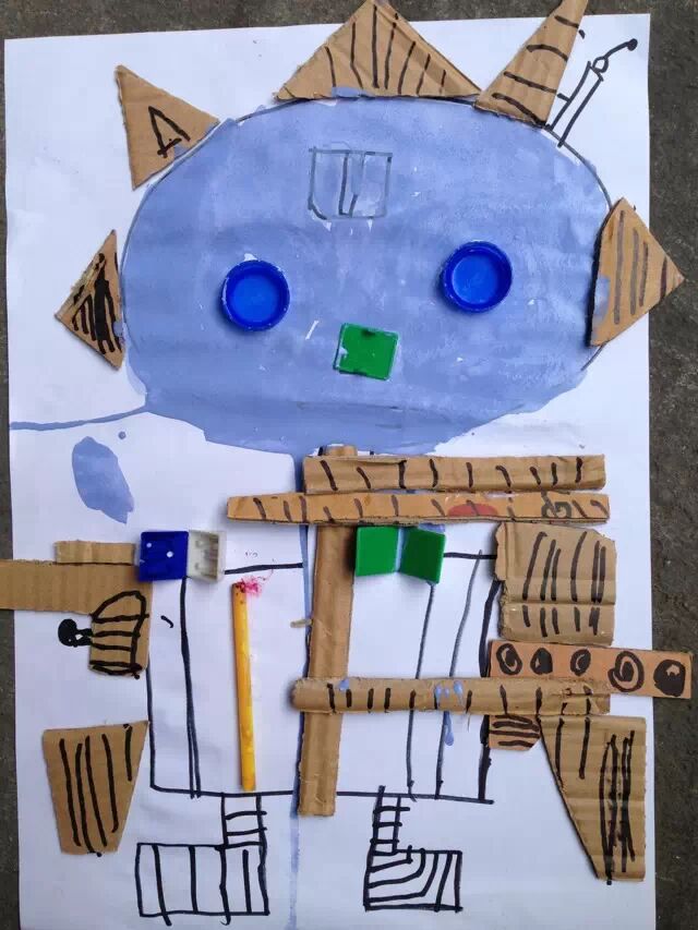Creative Robot Crafting for Kindergarten: Little Scientists Start with Robots