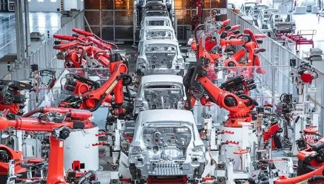 Is the Rise of Robots in Factories a Good Thing? Workers May Suffer, but Will Employers Benefit in the Long Run?