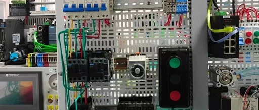 What is an Intelligent Sensor Network? Plug-and-Play Configuration of S7-1200 and IO-Link Devices