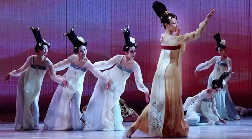Dance | Review of 'The Beauty Walk' - A Reflection Without a Trace