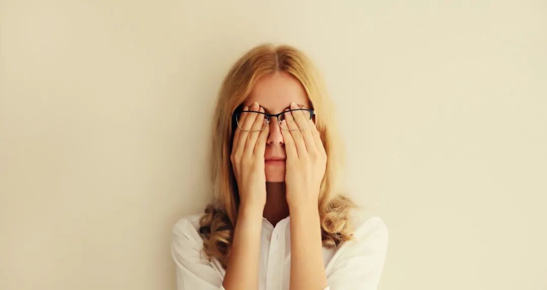 Are OLED Screens More Straining on the Eyes than LCD Screens?