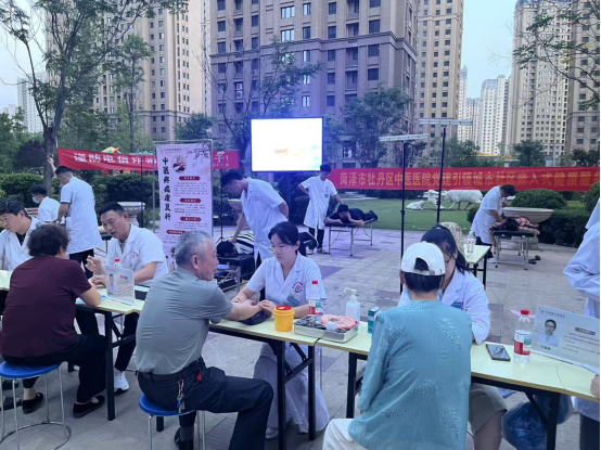 Nancheng Street Creates an 'Embedded' Health Service Circle: Party Leadership Brings Quality Medical Services to Residents' Doorsteps