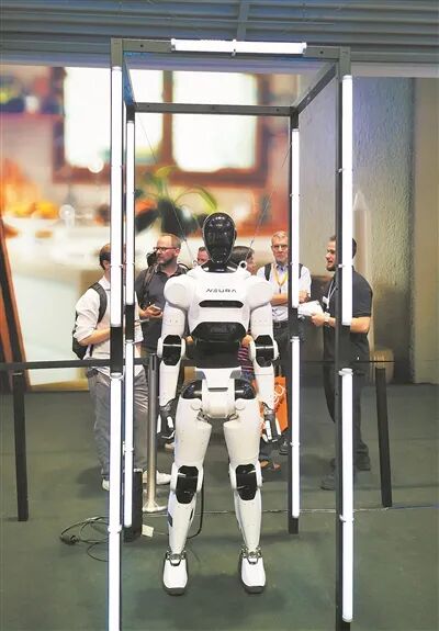 Accelerated Integration of AI and Robotics Technology