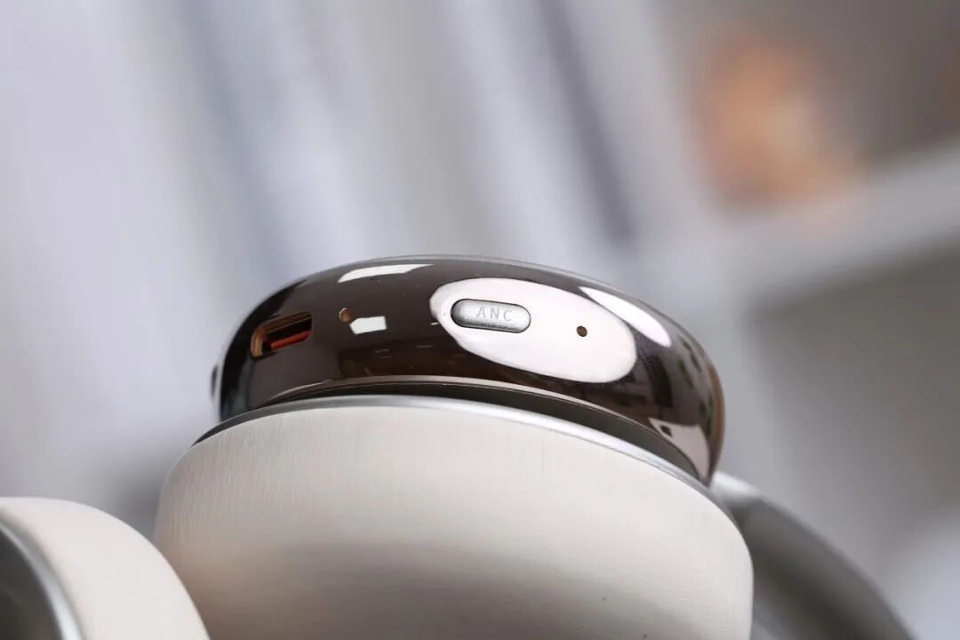 Bluetooth Headphones Under 200 Yuan: A Nostalgic Journey Back to the Millennium