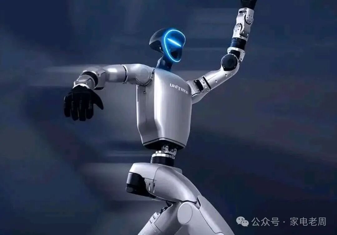Incredible! Midea's Humanoid Robot Starts Working in Factories