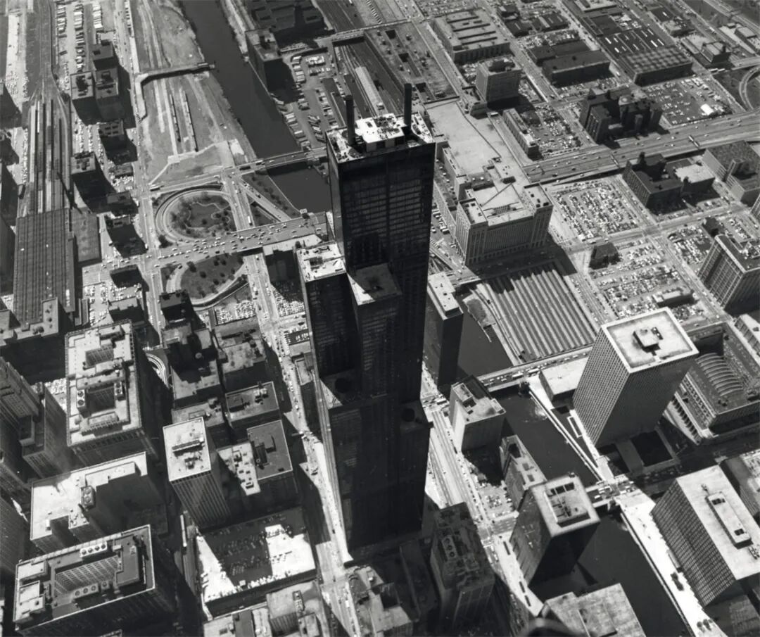 SOM Design Firm | Willis Tower: The Tallest in Chicago, Third in the U.S.