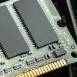 Russia's Self-Developed Chips: Surviving in a Tight Spot