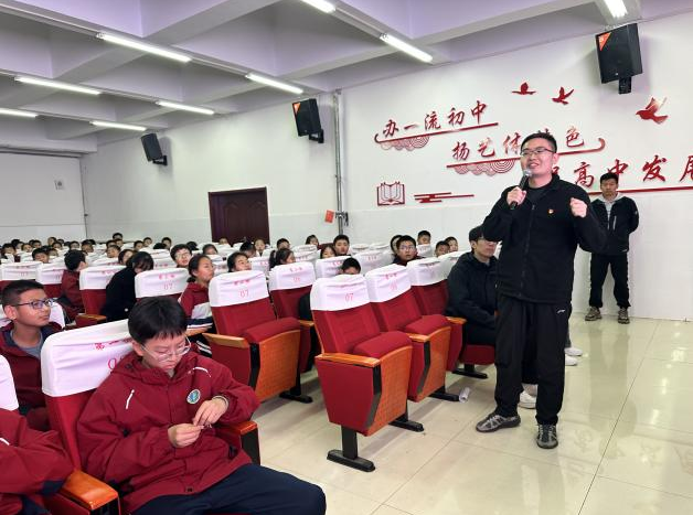 Party Building Leads to Collective Strength, Scientific Innovation Empowers Development