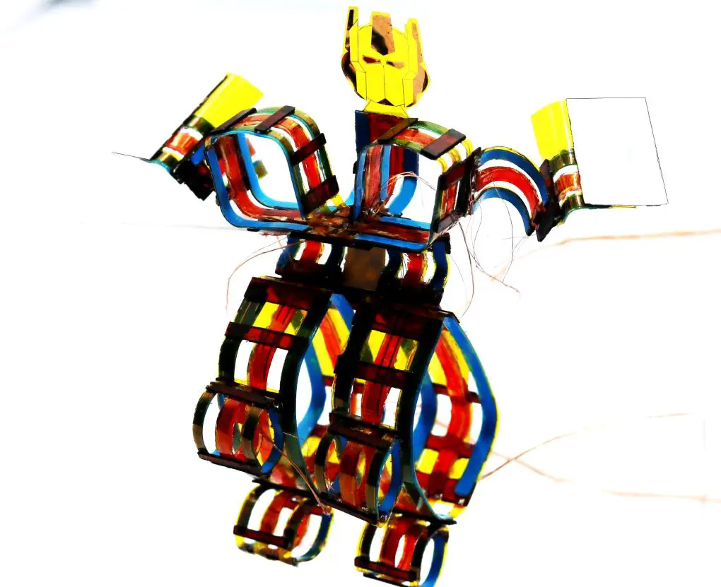 Cutting-Edge Technology: A 9 cm, 25 g Miniature Wireless Amphibious Robot!