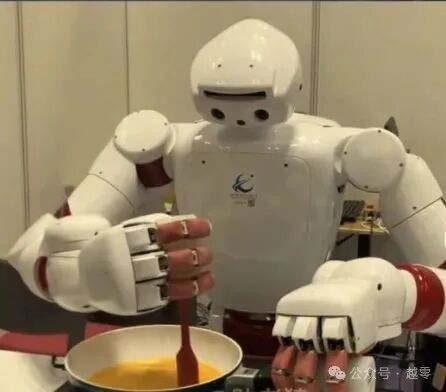 AI and Elderly Care: Humanoid Robots Bring a New Model of Elderly Care! Robots Are in the Testing Phase