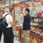 The Suitcases of Foreign Travelers Filled with 'Made in China' Products: Massage Guns, Smartwatches, Magnetic Charging Power Banks...