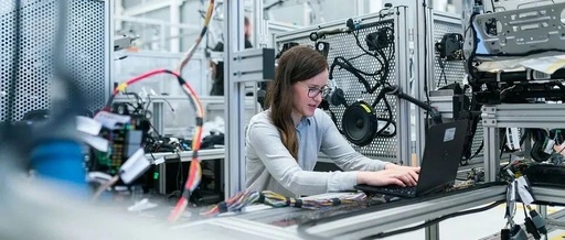 Common Professional English Vocabulary for PLCs (with Translations) - Worth Collecting!