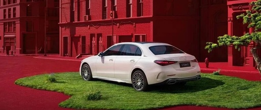 Mercedes-Benz C-Class Switches to 2.0T Engine, Audi A5L Adopts Huawei Smart Driving: Have Luxury Brands Finally Awakened?