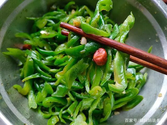 Enjoy This Vegetable in Summer: High Vitamin C at Just 2 Yuan per Jin, No Stir-Frying or Pickling Needed, Just Shred and Mix for a Crisp and Refreshing Dish