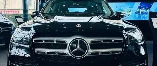 Mercedes Can't Hold On! C-Class Drops from 330,000 to 200,000, 4.9m Body with 9AT, 100,000 Cheaper than 3 Series, It Has Everything You Want