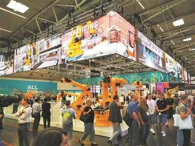 Accelerated Integration of AI and Robotics Technology