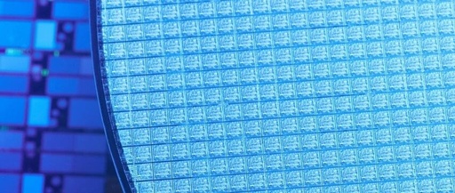 How Chip Distributors Leverage Online and Offline Collaboration to Better Serve Customers