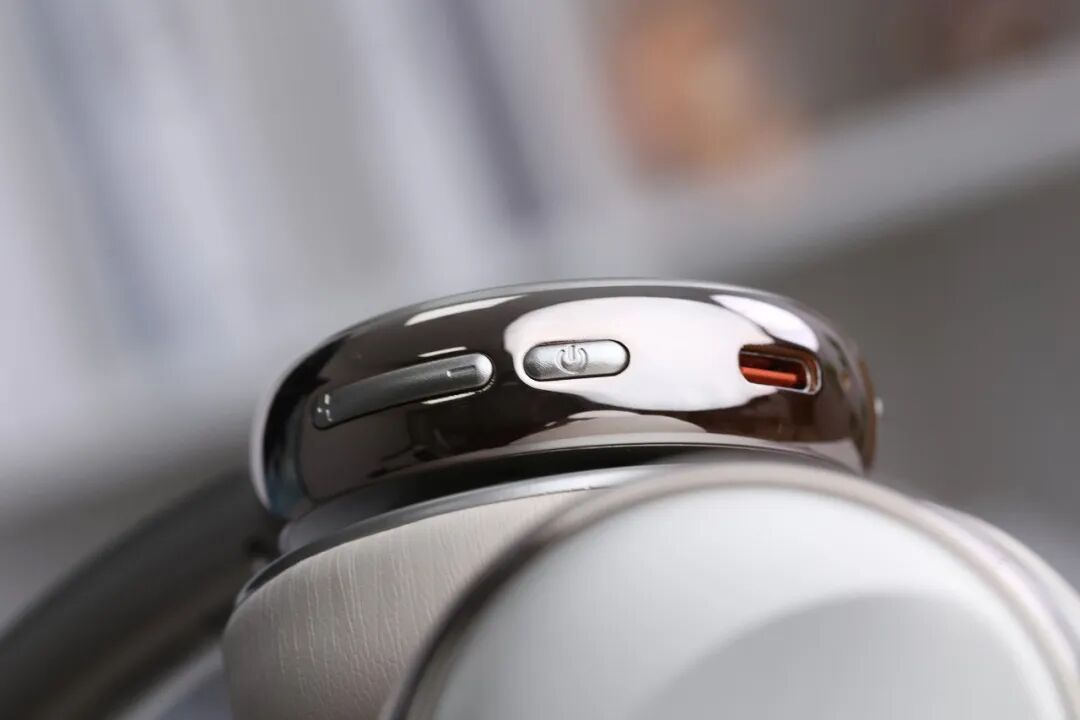 Bluetooth Headphones Under 200 Yuan: A Nostalgic Journey Back to the Millennium