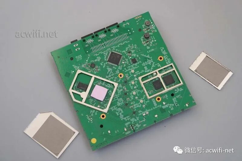 Disassembly of TP-LINK XDR3250 Wireless Router