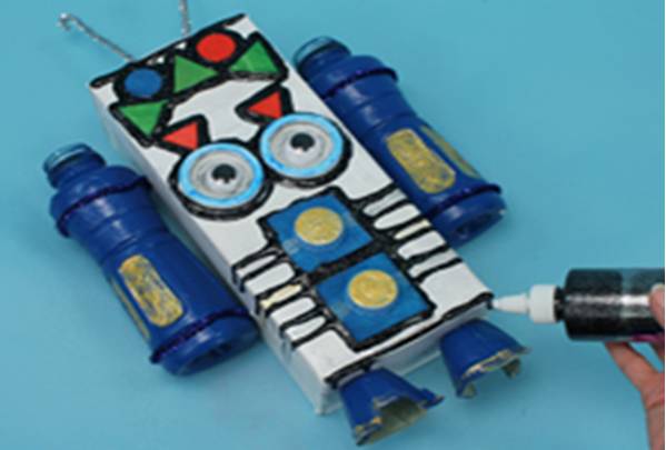 Creative Robot Crafting for Kindergarten: Little Scientists Start with Robots