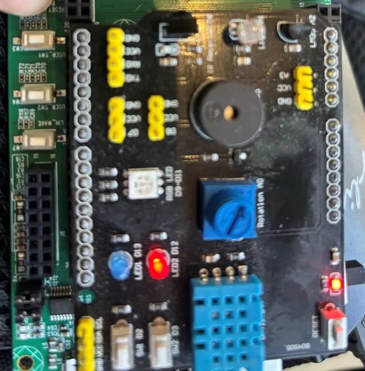 NXP S32K312 Development Board Review | Based on S32K312 - Implementing a Small Desk Lamp Function Using ADC to Control PWM Duty Cycle