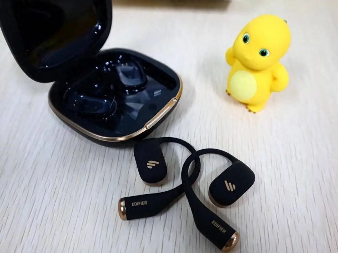 Which Open-Back Headphones Are Worth Buying? A Review of the Top Ten High-Scoring Open-Back Bluetooth Headphones!