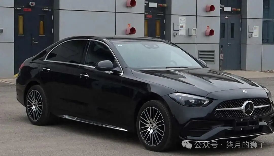 The New Mercedes-Benz C-Class Upgrades to 2.0T! Why Abandon the 1.5T?