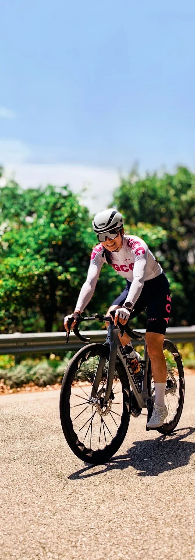 May Day Cycling Adventure: Departing from Fishing Port Village to Explore the Xijing Bay Triangle and Tongjing Mountain