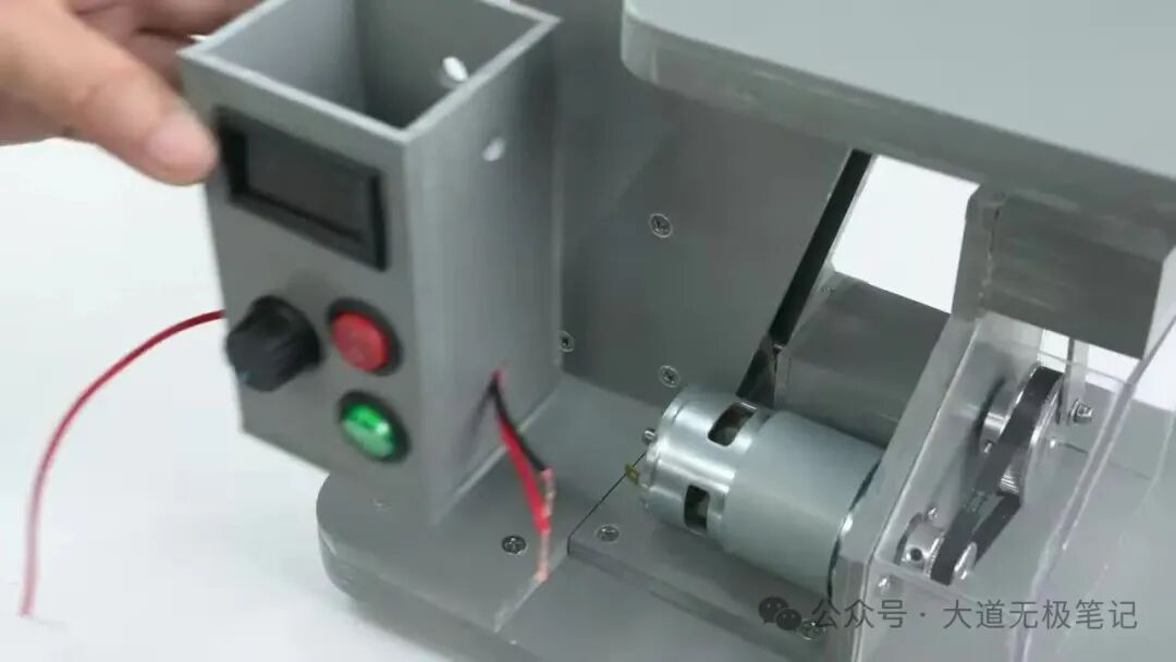 How to Build a High-Performance Mini Desktop Scroll Saw