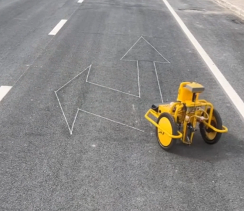 Application of Topcon TinySurveyor Automatic Marking Robot in Road Marking