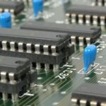 What is the Difference Between FreeRTOS Hook Functions and Idle Tasks?