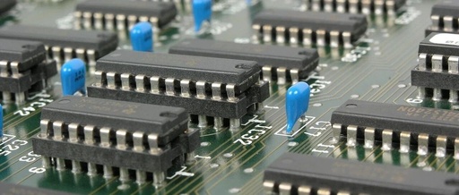 What is the Difference Between FreeRTOS Hook Functions and Idle Tasks?