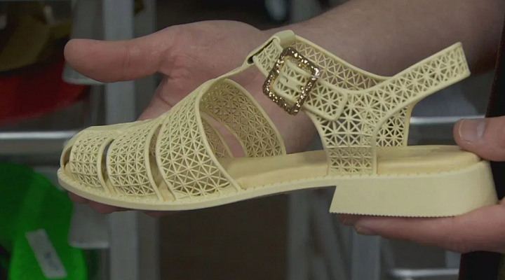 3D Printing Innovations in Portland's Historic District: Transforming into a 3D Printed Footwear and Apparel Hub