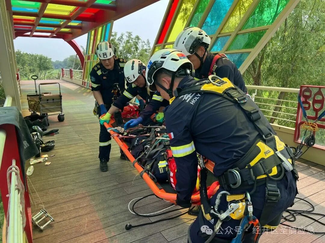 Forging Professional Rescue Specialists: Successful Completion of DRT Rope Training in the Economic Development Zone