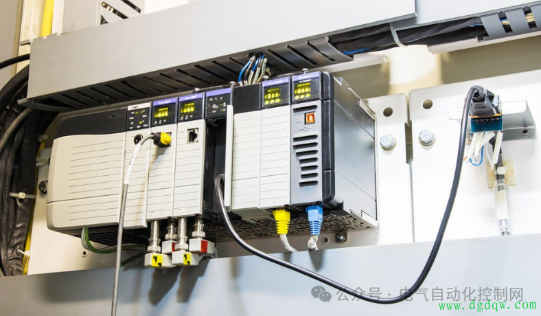 A Comprehensive Analysis of Common PLC Communication Methods