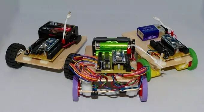 Chickbot: An Affordable DIY Programmable Robot Encouraging Hands-On Learning for Children