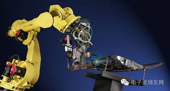 A Brief History of Robot Development: Witnessing the Rise of an Era!